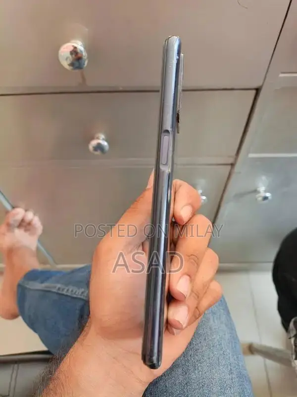 Premium Oppo Smartphone with 4GB RAM and 128GB Storage