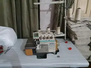 Overlock Machines Direct drive & 5 thread with servo moter