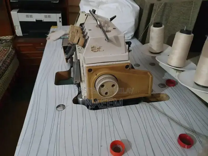 Overlock Machines Direct drive & 5 thread with servo moter