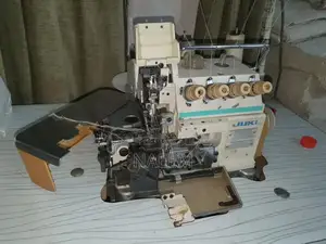 Overlock Machines Direct drive & 5 thread with servo moter