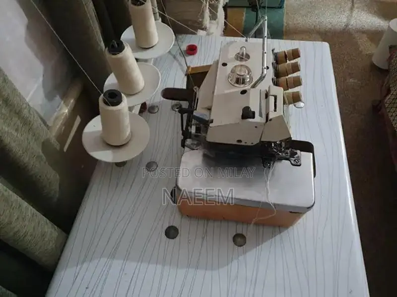 Overlock Machines Direct drive & 5 thread with servo moter