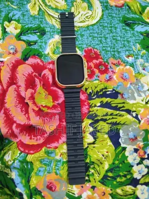 Photo - Ztfit Ultra 3 Smart Watch with Dual Straps and Original Packaging