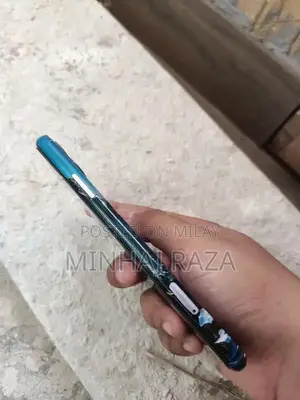 iPhone 11–128GB–Factory Unlocked–Purple