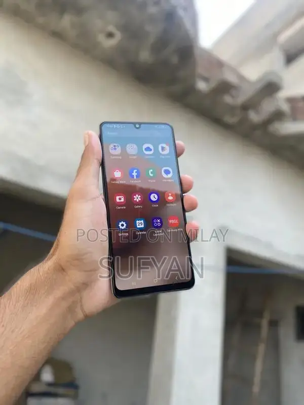 Pristine Smartphone with Complete Original Packaging