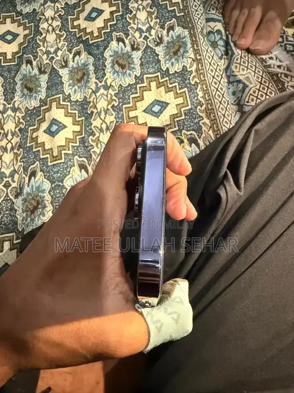 Apple iPhone 14 Pro 256GB Smartphone - Pristine Condition