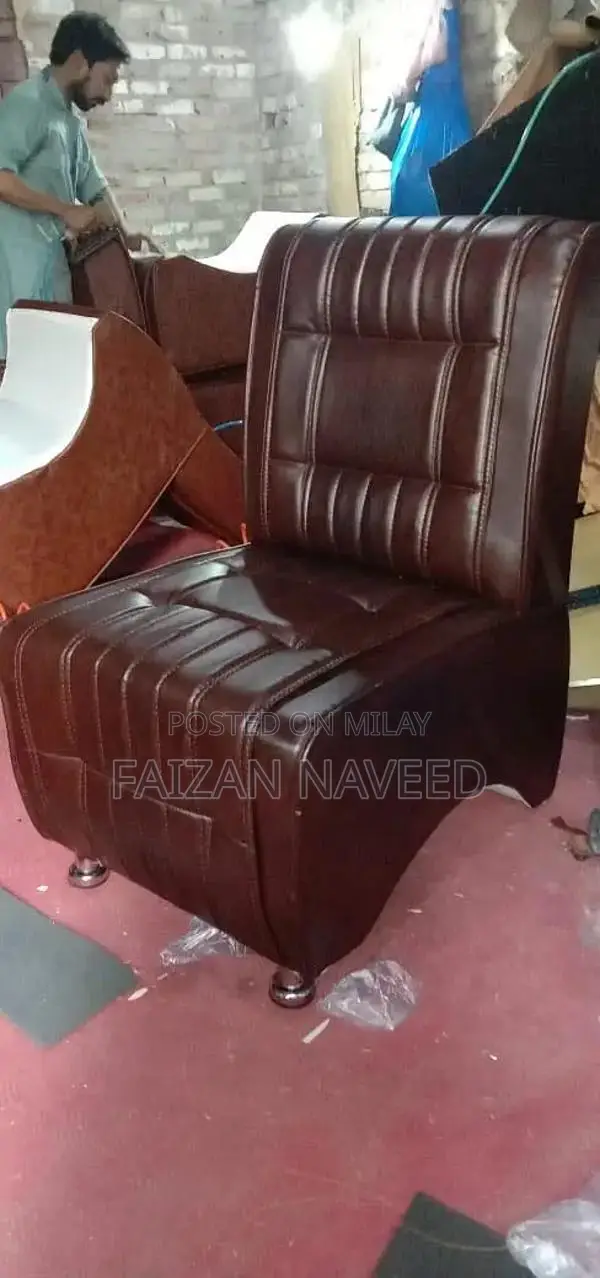 Comfortable High-Back Office Sofa with Foam Cushioning