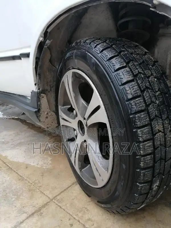 2006 Suzuki Mehran VXR Compact Family Car