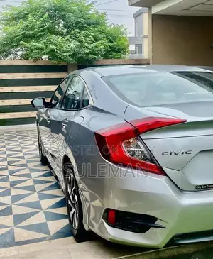 2017 Honda Civic Oriel - Low Mileage Pristine Condition Sedan