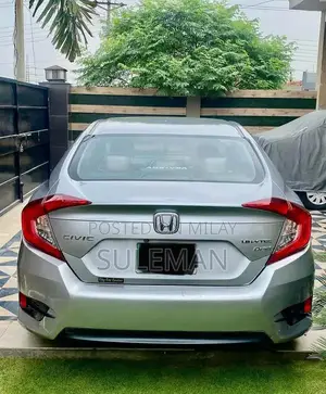 2017 Honda Civic Oriel - Low Mileage Pristine Condition Sedan