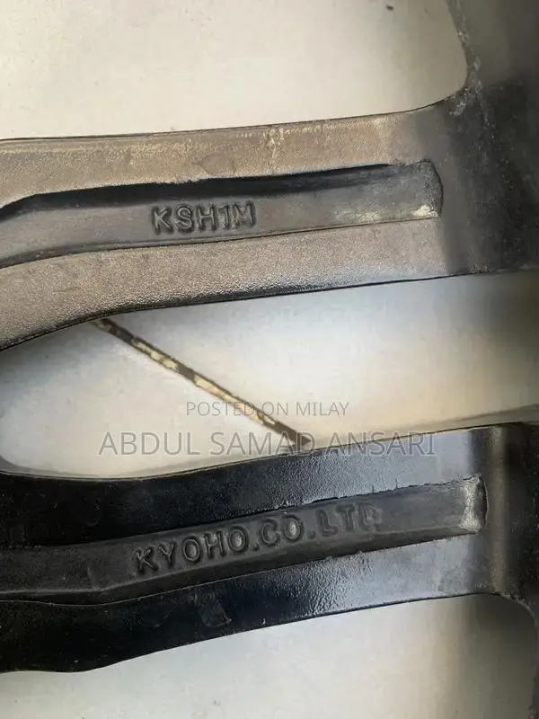 17inch Japanese alloy rims with tyres