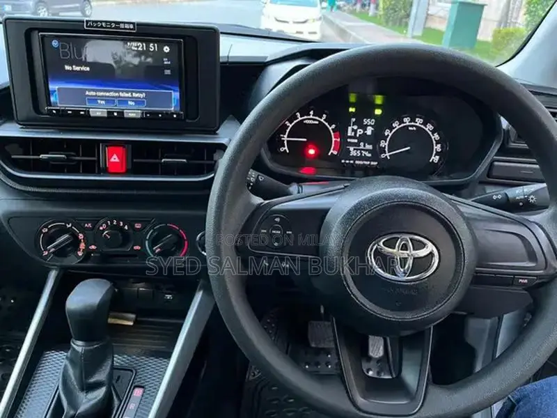 Toyota Raize 2021 Compact SUV - Fresh Import Luxury Crossover