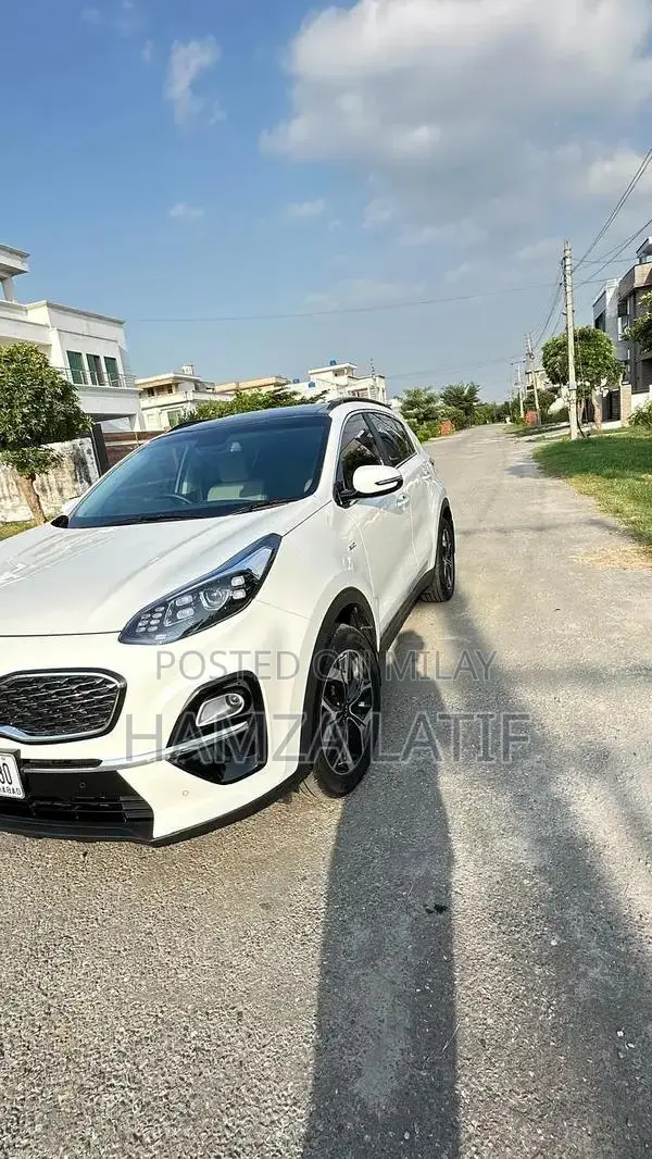 2024 KIA Sportage AWD - Premium SUV with Low Mileage