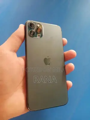 Iphone 11 pro max sim glitch sims All working. Factory unlock