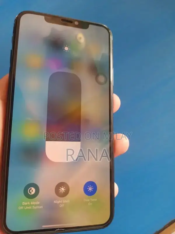 Iphone 11 pro max sim glitch sims All working. Factory unlock