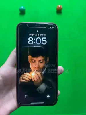 Factory Unlocked iPhone 11 with Good Battery Health