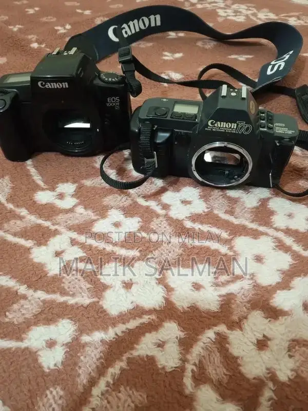 Canon EOS 1000D Digital SLR Camera Body