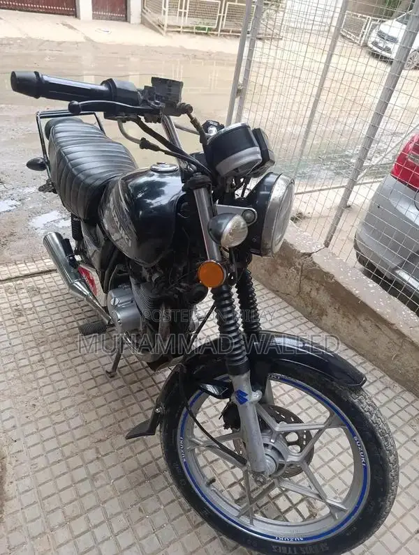 SUZUKI GS 150 SE