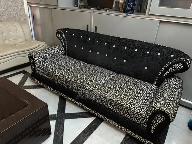 5 Seater Sofa Set with Table