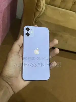 I phone 11  condition 10 by 9