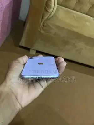 I phone 11  condition 10 by 9