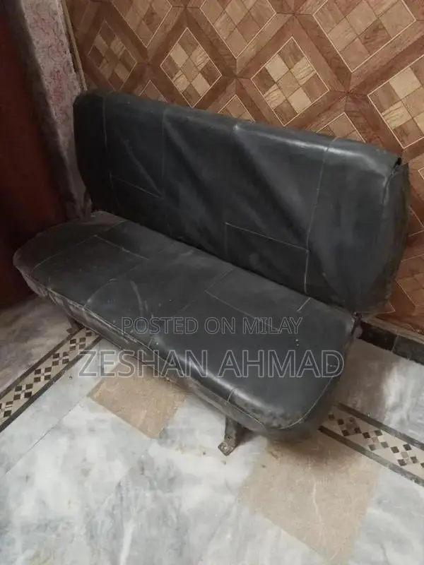 Suzuki Bolan 2011 seat for sale Geniune company poshish