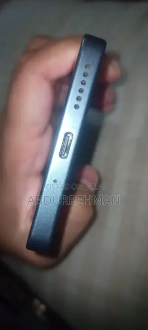 High-Performance Mid-Range Smartphone with Large Storage