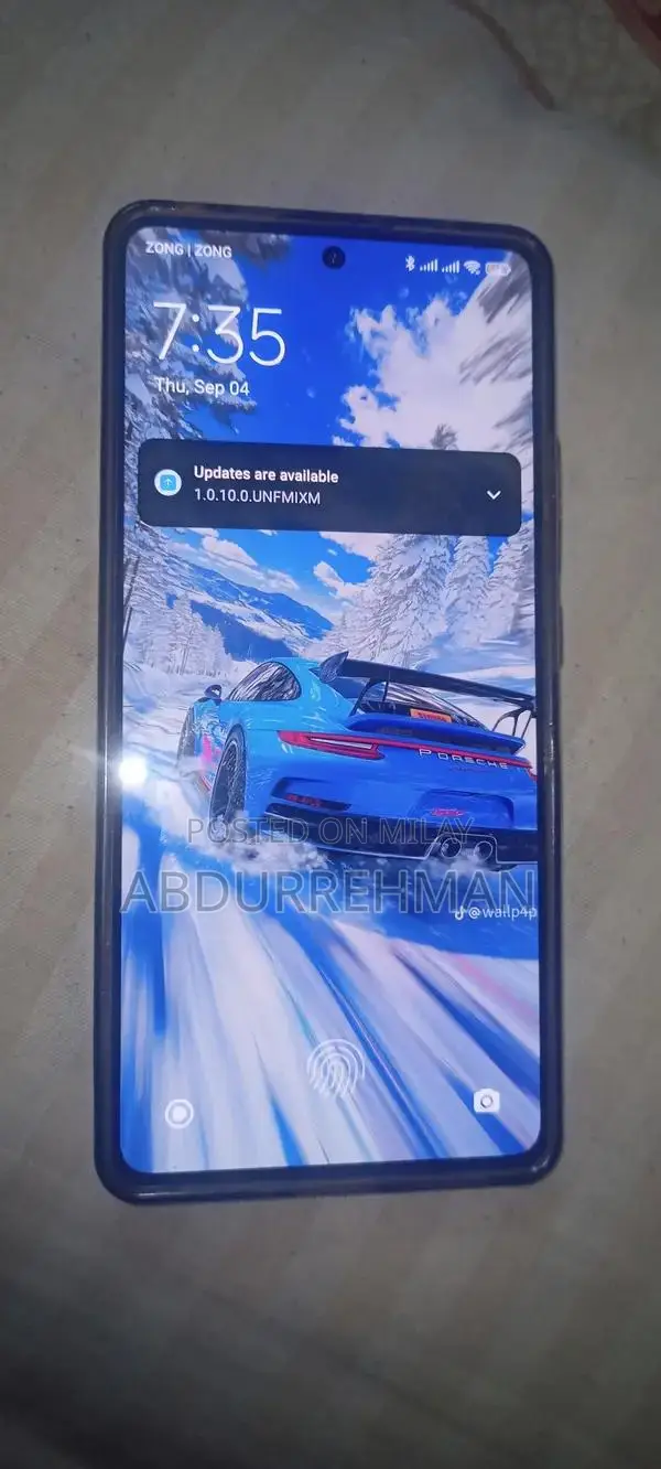 High-Performance Mid-Range Smartphone with Large Storage