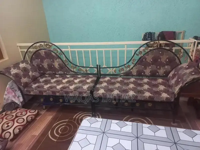 4 seatr sofa for sale
