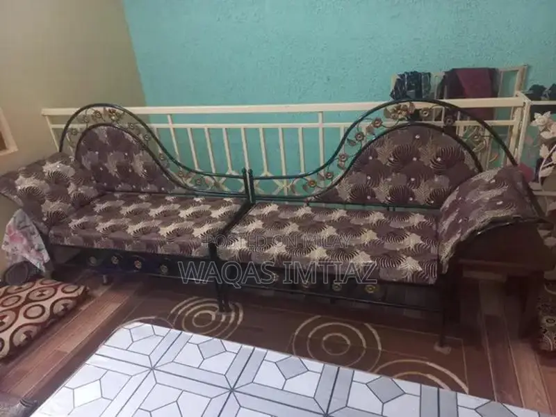 4 seatr sofa for sale