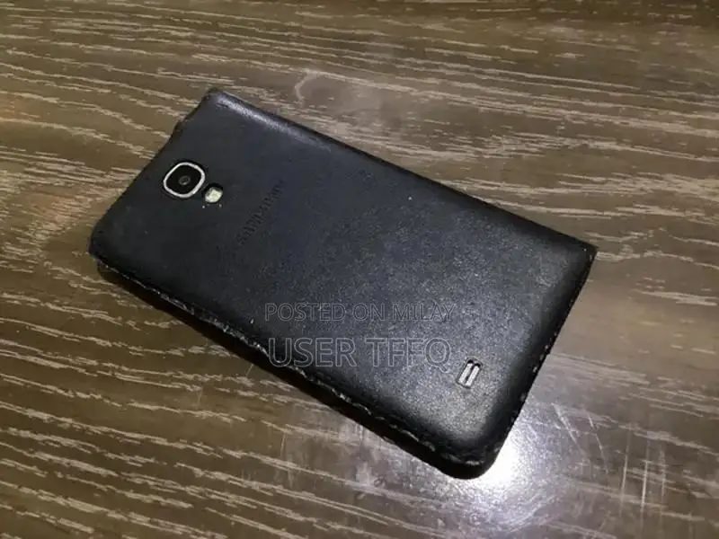 Samsung S4 non pta scratchless can be used as iPod for music or video