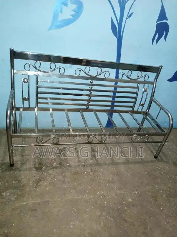 cell for 3 seater still sofa