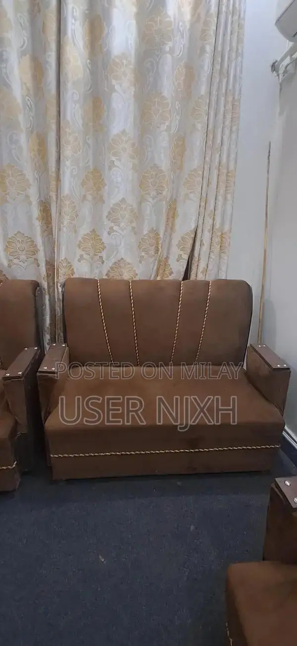 Sofa Set for Sale Price negotiable