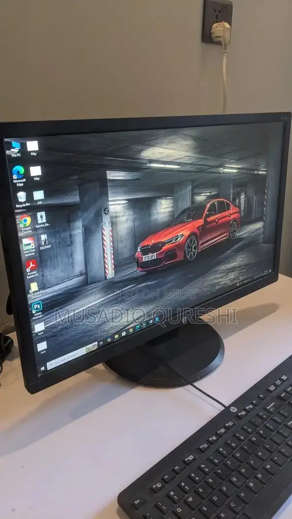HP 24-inch LED Monitor - Excellent Condition