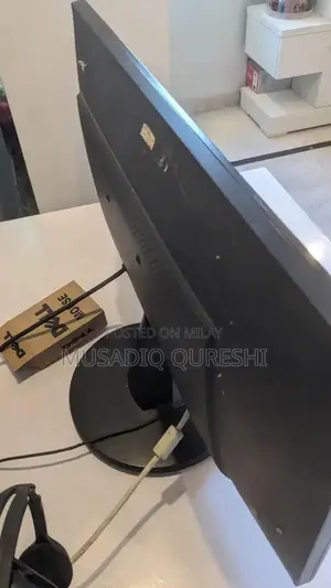 HP 24-inch LED Monitor - Excellent Condition