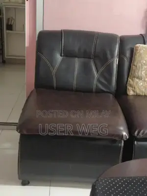 1 seater sofas 4 piece 10/10 urgent sale