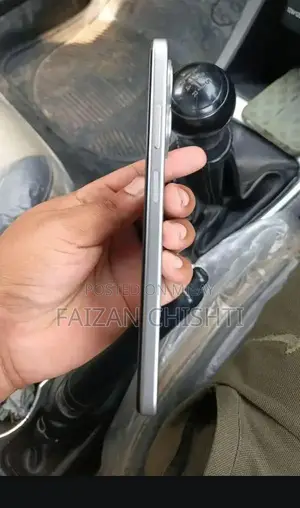 Infinix smart9.4+4/128