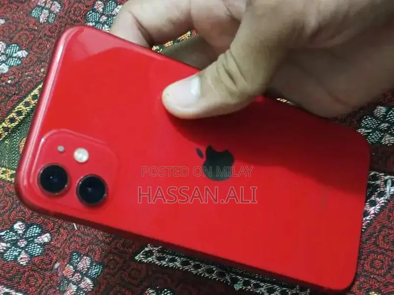 iPhone 11 red color