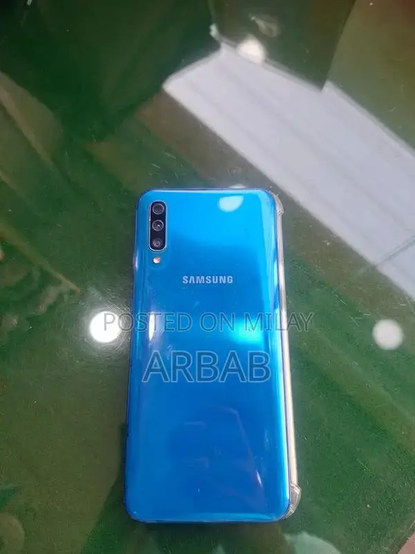 Galaxy A50 Smartphone - 4GB RAM, 128GB Storage, Premium Midrange Devic