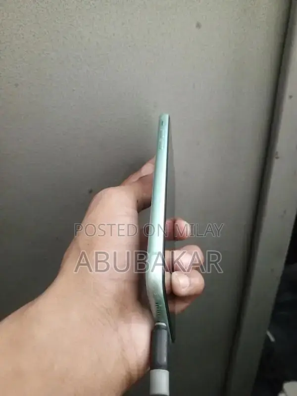 Used 64GB iPhone 11 with Minimal Wear