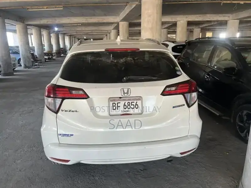 Honda vezel Z sensing