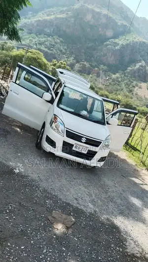 Photo - Suzuki Vegonr VXL Sedan - Low Mileage Compact Car