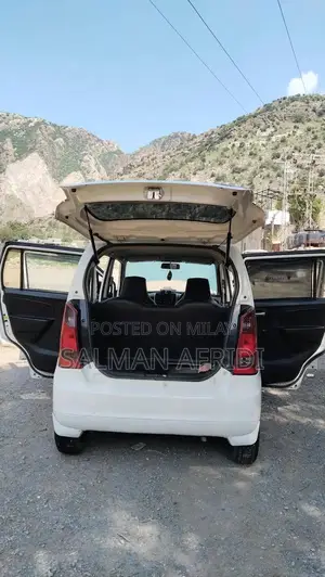 Suzuki Vegonr VXL Sedan - Low Mileage Compact Car