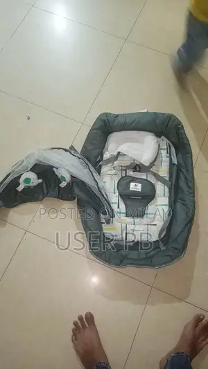 Baby Swing with Remote Control, Multiple Features, Bluetooth Music