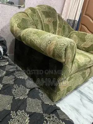 Photo - 3 sofa set for sale