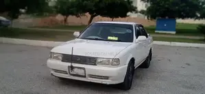 Nissan Sunny B13 Saloon - London Import 1992/93