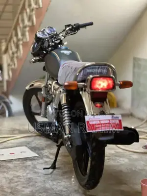 Photo - CG 150 Motorcycle in Excellent Condition