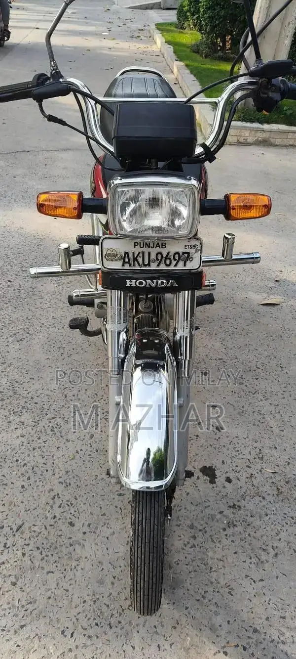 Honda CD 70 Motorcycle - Pristine Condition Classic Bike