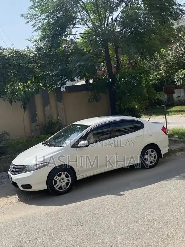 Honda City Sedan - Well-Maintained Compact Car