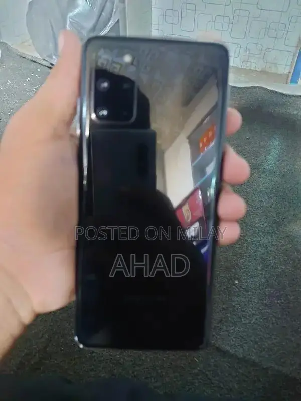 s20+ 8+8 128gb    10/9 condition   urgent sale