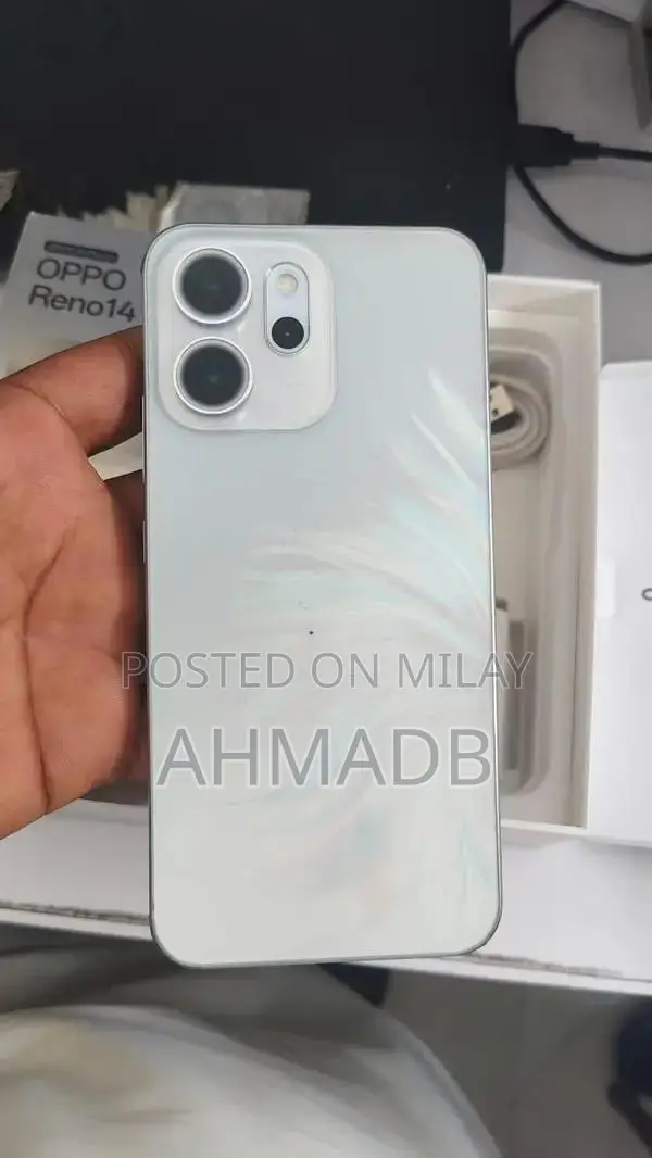 Reno Smartphone 8GB RAM 256GB Storage Lightly Used